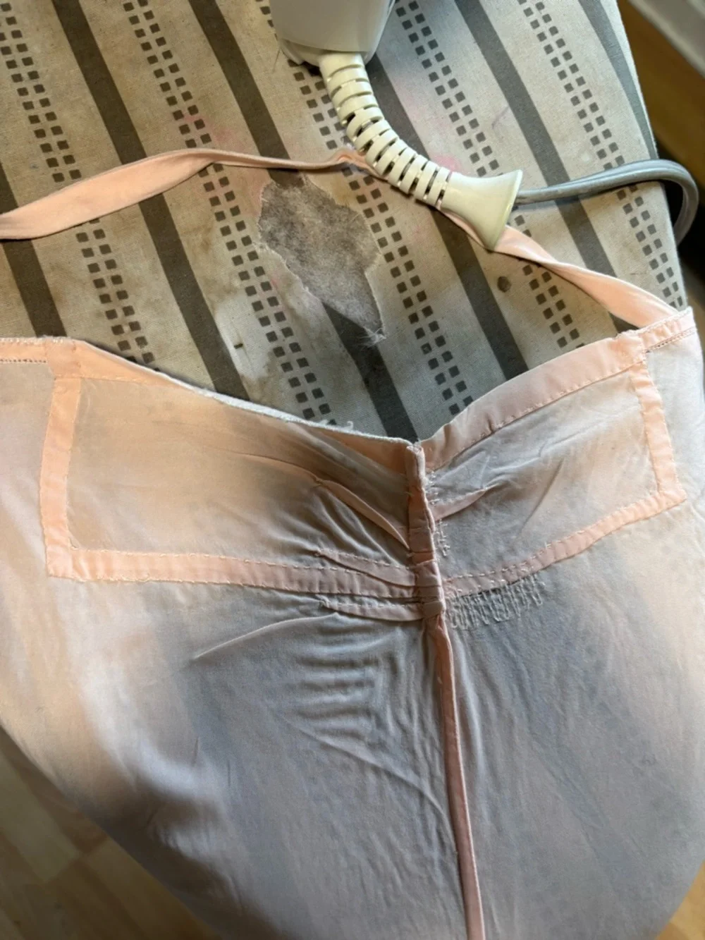 Vintage 1920’s Silk Cotton Blush Lace-Trim Slip - Women's Chemise - Picture 7 of 9